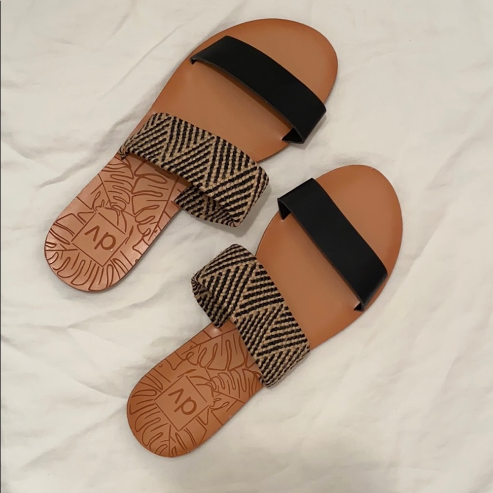 Slide sandals (NWOT)
